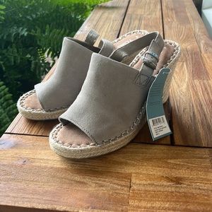 TOMS Monica wedge sandals, NEW WITH TAGS